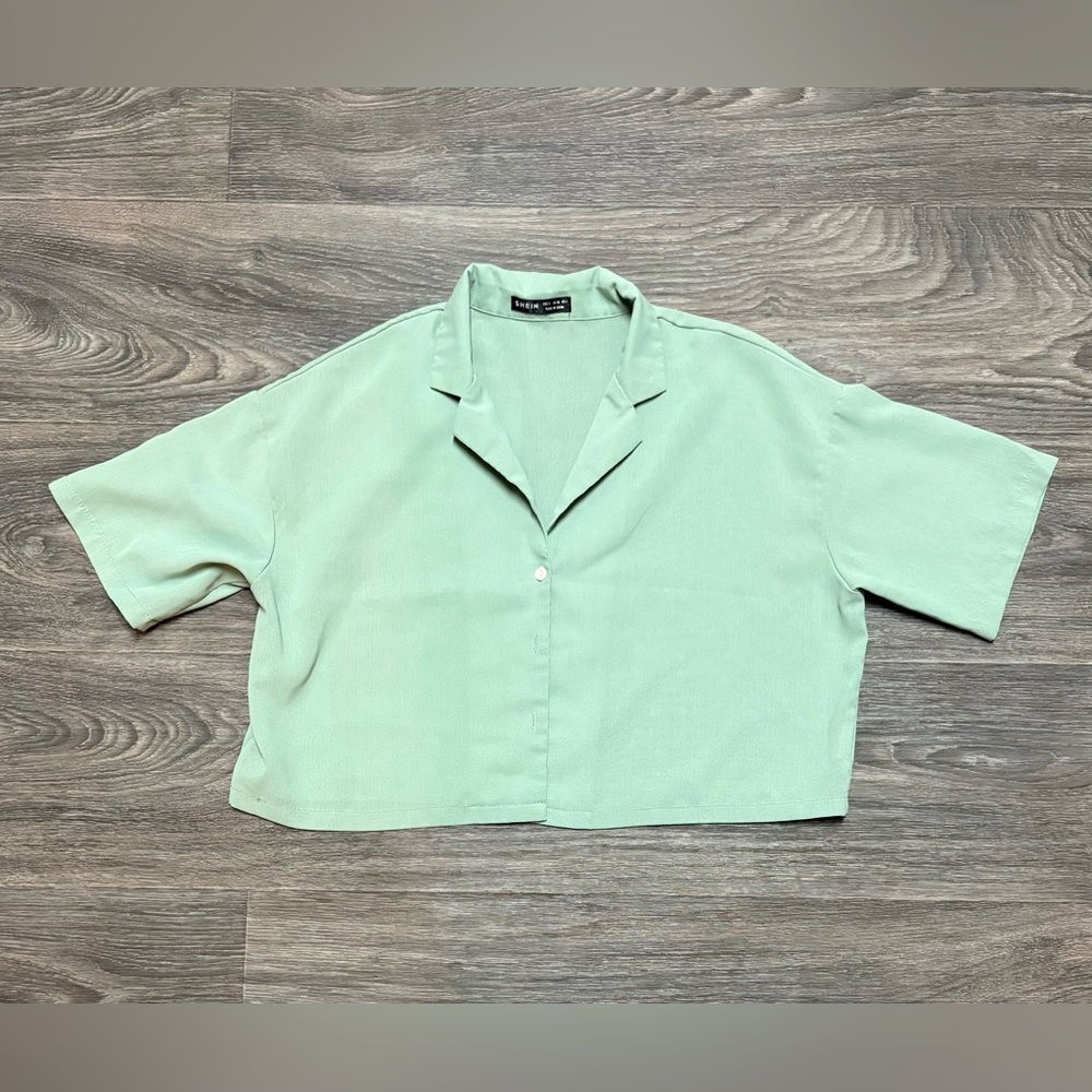 Lovely Cropped Sage Green Blouse